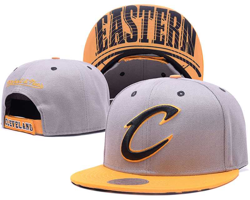 Cavaliers Team Logo Gray Yellow Mitchell & Ness Adjustable Hat GS,We sell and wholesale Cavaliers Team Logo Gray Yellow Mitchell & Ness Adjustable Hat GS on line form chian!